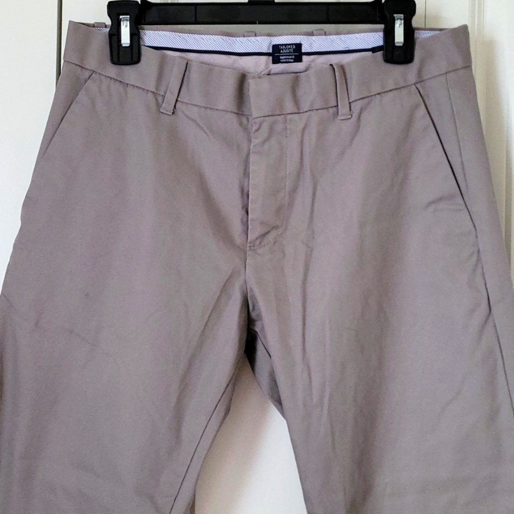 Men's Straight Fit Khakis - Size 31 x 32